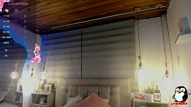 Snapshot of cristal__hot_1 chatting on September 27, 2025, 5:35 am cristal hot 1 online show from September 27, 2025, 5:35 am