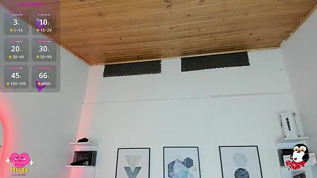 Snapshot of cristal__hot_1 chatting on March 7, 2025, 10:35 am cristal hot 1 online show from March 7, 2025, 10:35 am