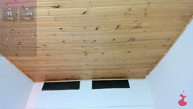 Snapshot of cristal__hot_1 chatting on March 17, 2025, 4:08 am cristal hot 1 online show from March 17, 2025, 4:08 am