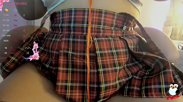 Snapshot of cristal__hot_1 chatting on October 6, 2025, 5:19 am cristal hot 1 online show from October 6, 2025, 5:19 am