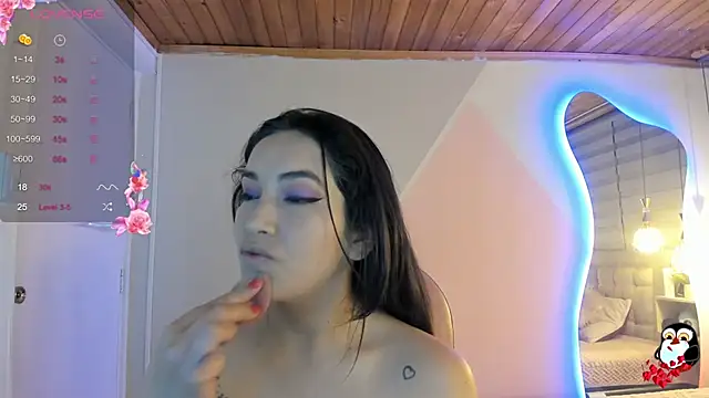 Snapshot of cristal__hot_1 chatting on October 28, 2025, 5:18 am cristal hot 1 online show from October 28, 2025, 5:18 am