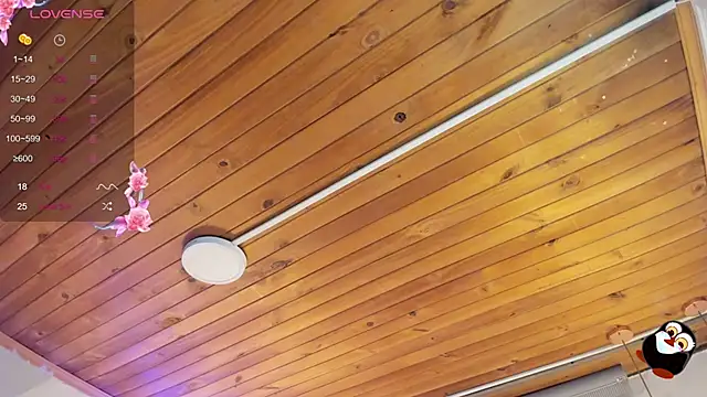 Snapshot of cristal__hot_1 chatting on September 30, 2025, 5:35 am cristal hot 1 online show from September 30, 2025, 5:35 am