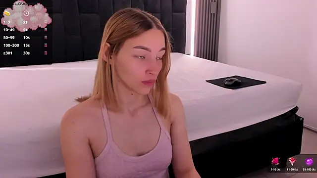 Snapshot of WhiteSun_01 chatting on November 8, 2025, 12:42 pm WhiteSun 01 online show from November 8, 2025, 12:42 pm