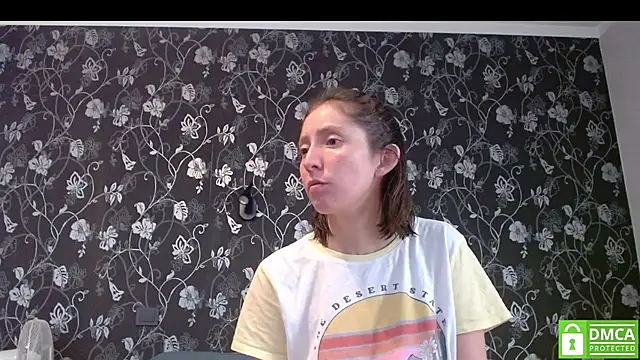 Sophi Cute online show from July 26, 2026, 8:10 am