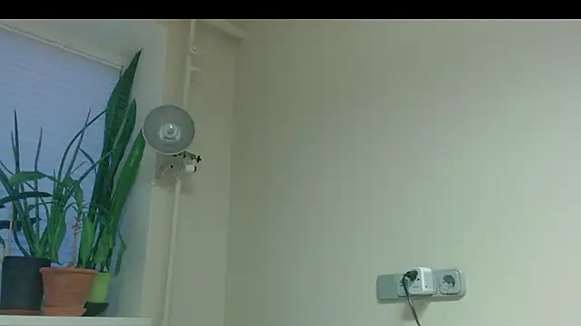 Snapshot of Sophi_Cute chatting on March 8, 2025, 4:28 pm Sophi Cute online show from March 8, 2025, 4:28 pm