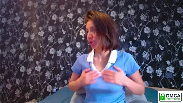 Sophi Cute online show from June 23, 2026, 6:00 am