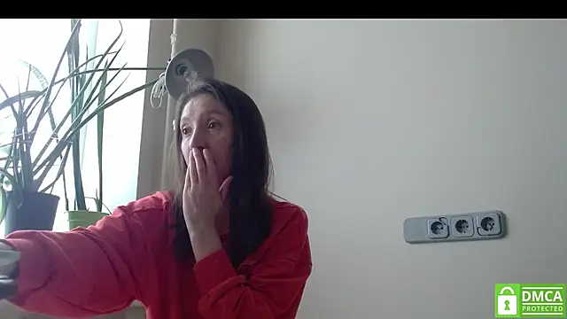 Snapshot of Sophi_Cute chatting on November 15, 2025, 9:02 am Sophi Cute online show from November 15, 2025, 9:02 am