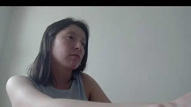 Snapshot of Sophi_Cute chatting on March 8, 2025, 1:14 pm Sophi Cute online show from March 8, 2025, 1:14 pm