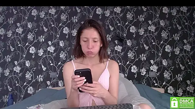 Sophi Cute online show from July 19, 2026, 11:07 am