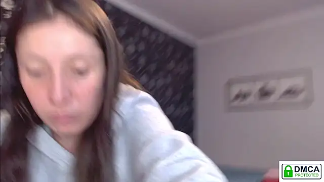 Sophi Cute online show from February 9, 2026, 12:47 pm