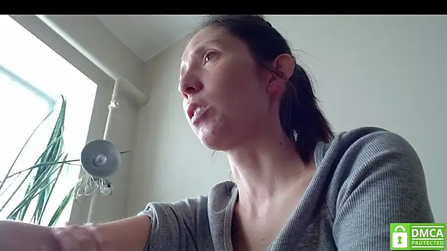 Snapshot of Sophi_Cute chatting on September 13, 2025, 8:36 am Sophi Cute online show from September 13, 2025, 8:36 am