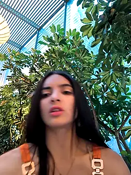 Snapshot of Sam_Sara chatting on October 12, 2025, 10:22 pm Sam Sara online show from October 12, 2025, 10:22 pm