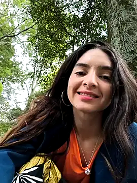 Snapshot of Sam_Sara chatting on November 20, 2025, 6:08 pm Sam Sara online show from November 20, 2025, 6:08 pm