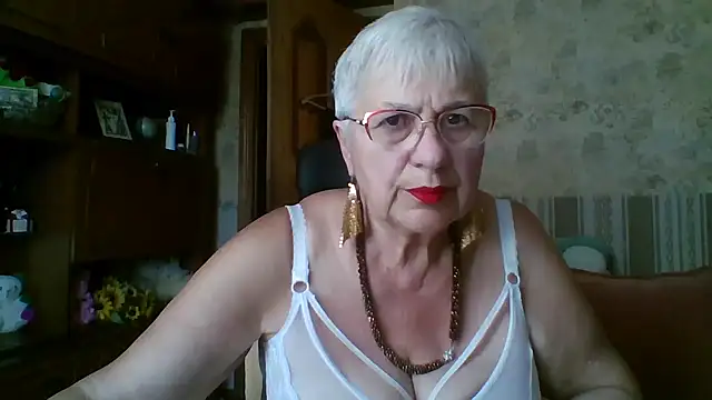 Snapshot of SweetCherry27 chatting on July 28, 2026, 11:39 am SweetCherry27 online show from July 28, 2026, 11:39 am