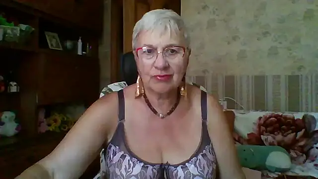 Snapshot of SweetCherry27 chatting on August 3, 2026, 11:16 am SweetCherry27 online show from August 3, 2026, 11:16 am