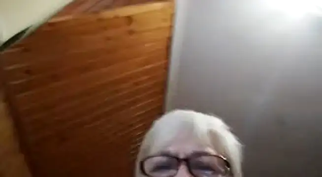 Snapshot of SweetCherry27 chatting on June 24, 2026, 3:16 am SweetCherry27 online show from June 24, 2026, 3:16 am