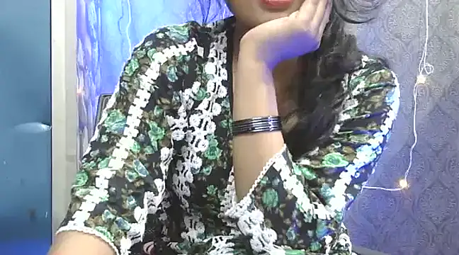 Supriya201 online show from December 12, 2024, 2:55 pm