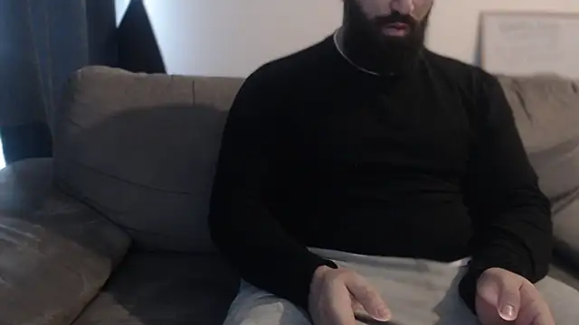 hugemachohandsome online show from January 13, 2026, 8:40 am