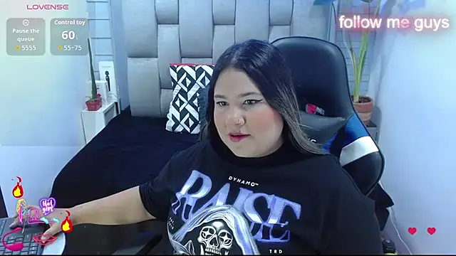 Snapshot of evelin_zaens chatting on June 26, 2026, 4:07 am evelin zaens online show from June 26, 2026, 4:07 am