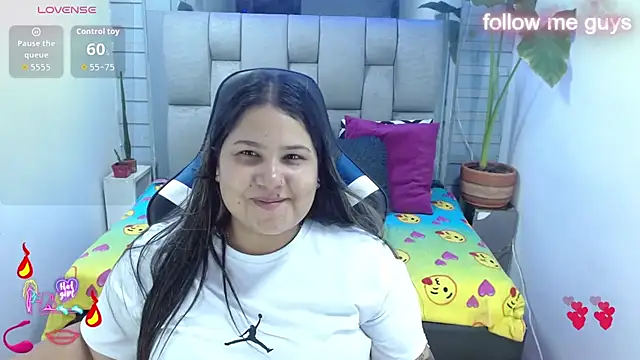 Snapshot of evelin_zaens chatting on July 23, 2026, 3:59 am evelin zaens online show from July 23, 2026, 3:59 am