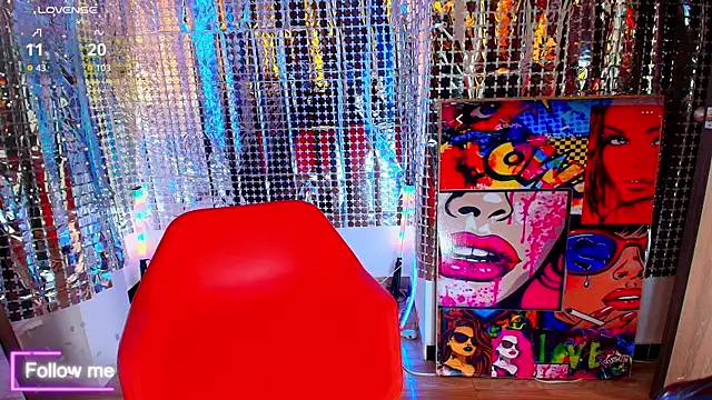 Snapshot of LatexDevil_Blondie chatting on November 15, 2025, 4:44 pm LatexDevil Blondie online show from November 15, 2025, 4:44 pm