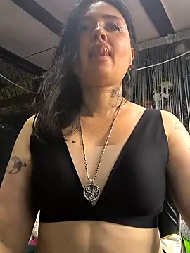 Snapshot of KikiXRed chatting on July 21, 2026, 11:11 am KikiXRed online show from July 21, 2026, 11:11 am