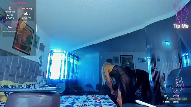 Snapshot of EmmaHills_Sex chatting on February 20, 2026, 1:02 pm EmmaHills Sex online show from February 20, 2026, 1:02 pm