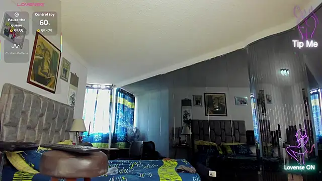 Snapshot of EmmaHills_Sex chatting on February 10, 2026, 1:10 pm EmmaHills Sex online show from February 10, 2026, 1:10 pm