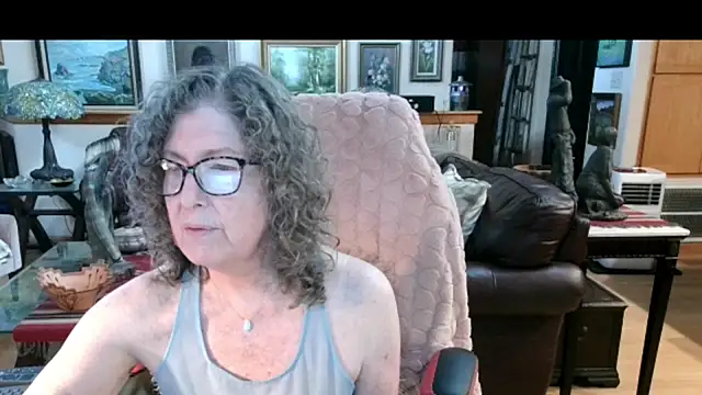 Snapshot of littlepistol01 chatting on August 4, 2026, 9:52 pm littlepistol01 online show from August 4, 2026, 9:52 pm