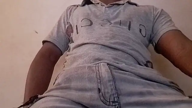 Snapshot of royblackbigpvt chatting on October 7, 2025, 6:53 pm royblackbigpvt online show from October 7, 2025, 6:53 pm