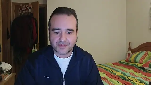 curiosillo83 online show from April 26, 2026, 2:58 pm
