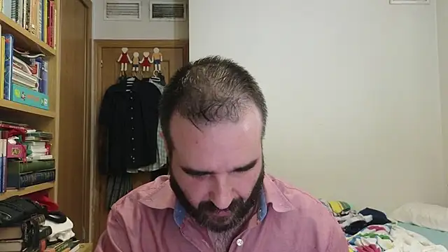 Snapshot of curiosillo83 chatting on August 4, 2026, 7:40 pm curiosillo83 online show from August 4, 2026, 7:40 pm