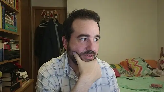 Snapshot of curiosillo83 chatting on July 1, 2026, 8:03 am curiosillo83 online show from July 1, 2026, 8:03 am