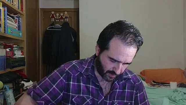 Snapshot of curiosillo83 chatting on July 15, 2026, 4:47 pm curiosillo83 online show from July 15, 2026, 4:47 pm