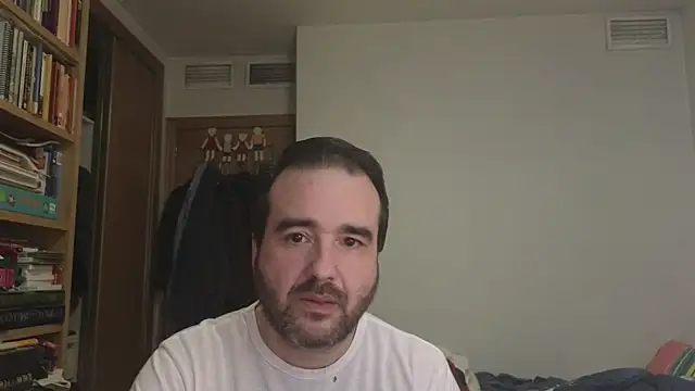 curiosillo83 online show from March 7, 2026, 3:46 am