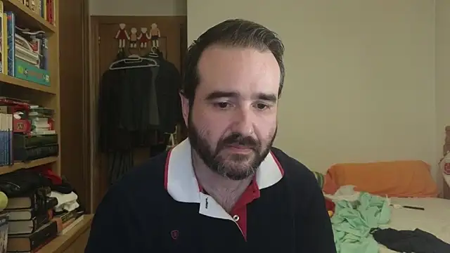 Snapshot of curiosillo83 chatting on June 17, 2026, 11:20 am curiosillo83 online show from June 17, 2026, 11:20 am