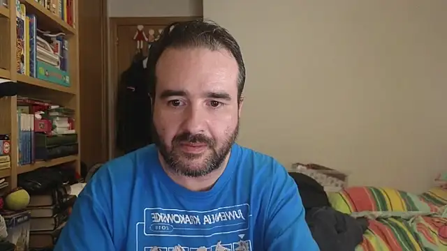 Snapshot of curiosillo83 chatting on June 6, 2026, 11:10 pm curiosillo83 online show from June 6, 2026, 11:10 pm