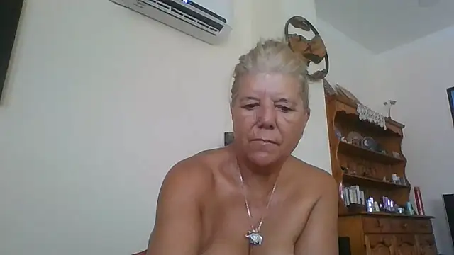TrustfulVampire1 online show from July 16, 2026, 5:26 am