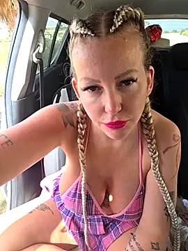 Jassy Foxy online show from April 22, 2026, 9:49 am