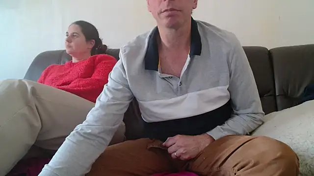 neennees online show from November 16, 2025, 1:49 pm