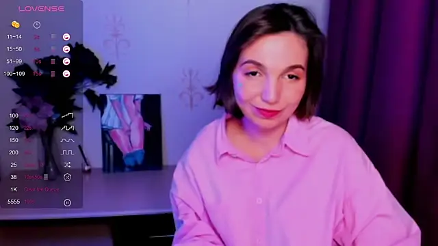 KindHazelHere  online show from October 14, 2025, 11:25 pm