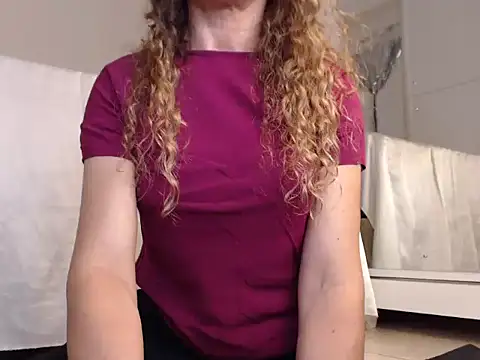 Snapshot of marilryn chatting on September 12, 2025, 2:44 am marilryn online show from September 12, 2025, 2:44 am