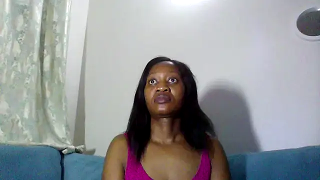 Snapshot of Hardnipples8 chatting on November 7, 2025, 10:57 pm Hardnipples8 online show from November 7, 2025, 10:57 pm