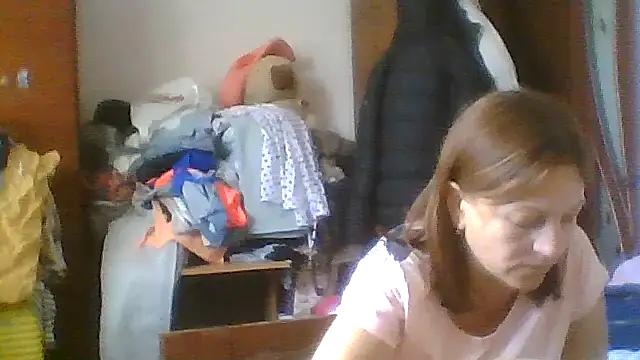 Snapshot of ShawnaAdams chatting on June 21, 2026, 2:23 pm ShawnaAdams online show from June 21, 2026, 2:23 pm