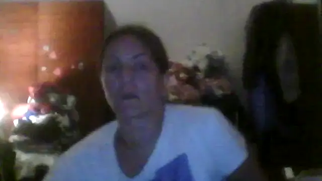 Snapshot of ShawnaAdams chatting on August 3, 2026, 10:14 pm ShawnaAdams online show from August 3, 2026, 10:14 pm