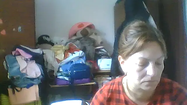 Snapshot of ShawnaAdams chatting on July 6, 2026, 1:07 pm ShawnaAdams online show from July 6, 2026, 1:07 pm