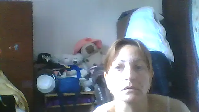 Snapshot of ShawnaAdams chatting on June 27, 2026, 12:22 pm ShawnaAdams online show from June 27, 2026, 12:22 pm