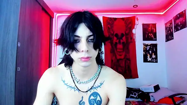 Snapshot of dussk_ chatting on February 12, 2025, 6:19 am dussk online show from February 12, 2025, 6:19 am