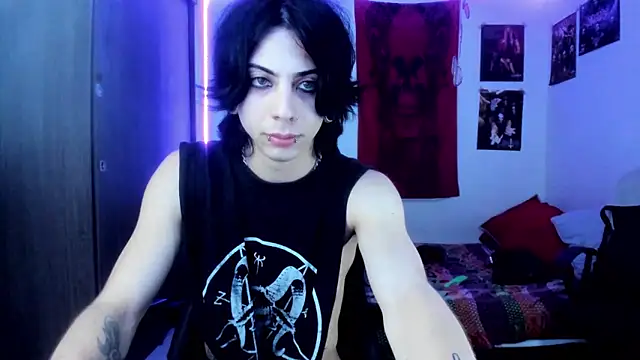 Snapshot of dussk_ chatting on February 27, 2025, 8:35 am dussk online show from February 27, 2025, 8:35 am