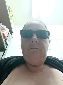 eroticjessitop online show from November 4, 2025, 7:50 pm